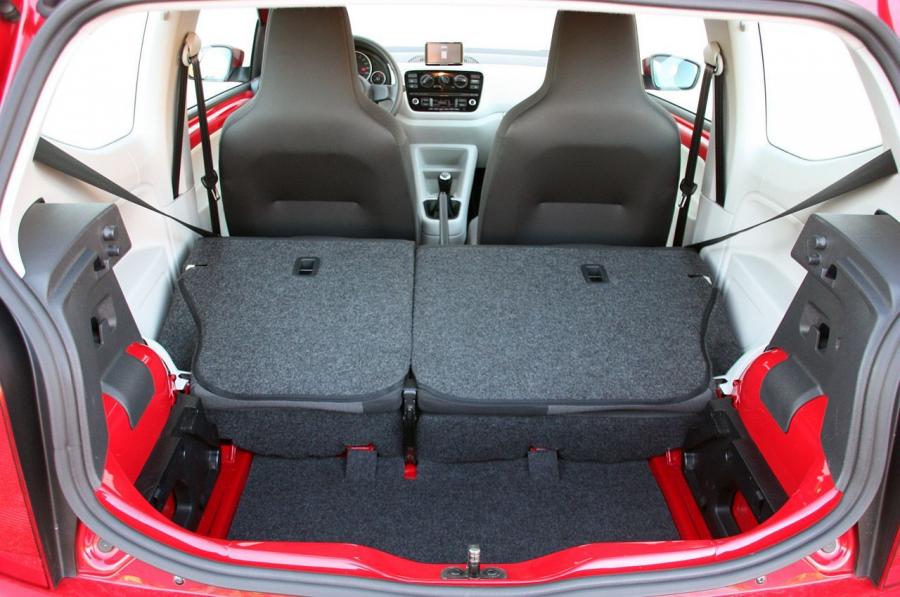  Volkswagen up! 2011 года  (фото 61 из 173)